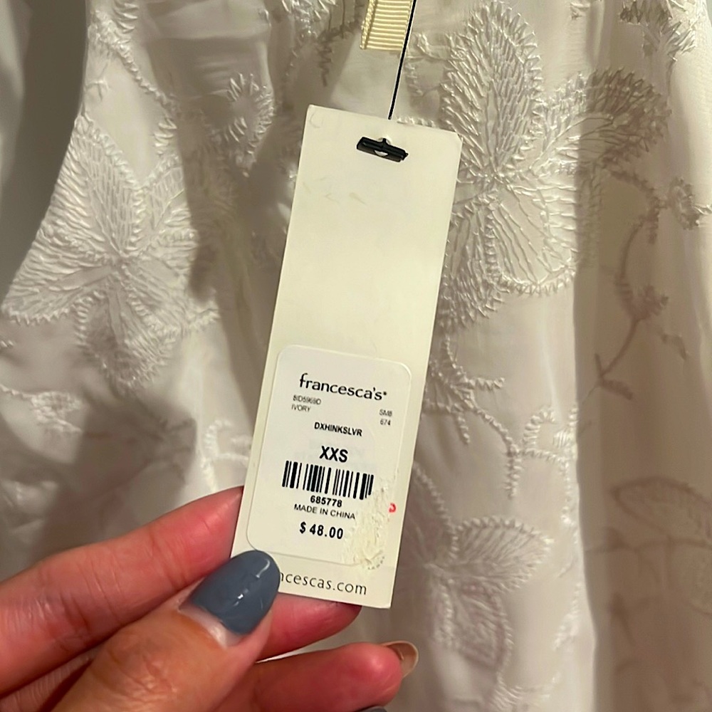 White Dress Brand new - Picture 6 of 7